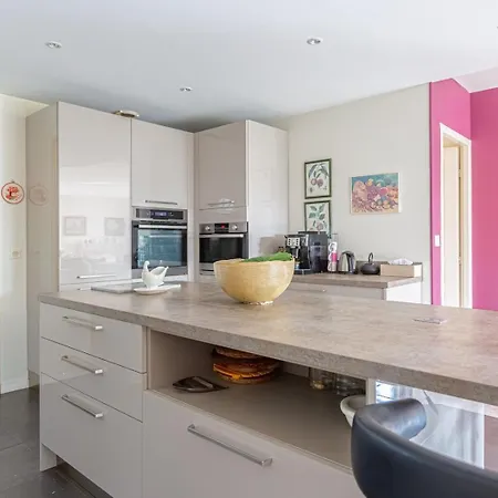 Dom wakacyjny Guestready - Maison Sur Parc Arbore A *