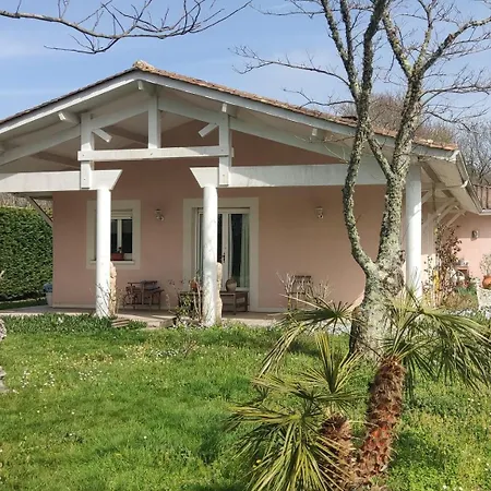 Guestready - Maison Sur Parc Arbore A 펜션 *